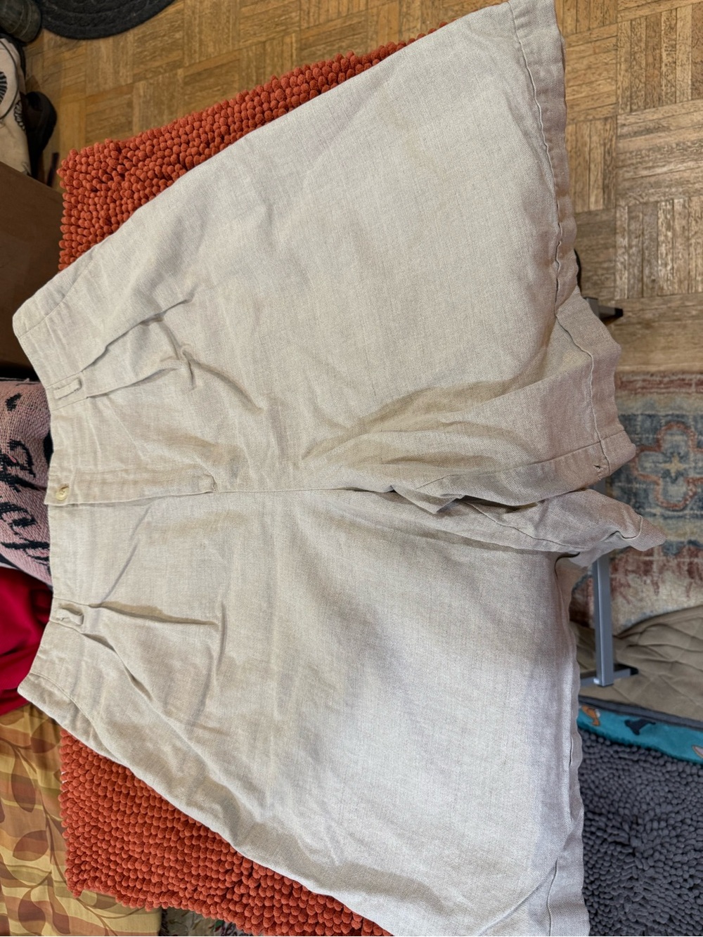 L.L. Bean Men's Natural Beige Cotton Shorts